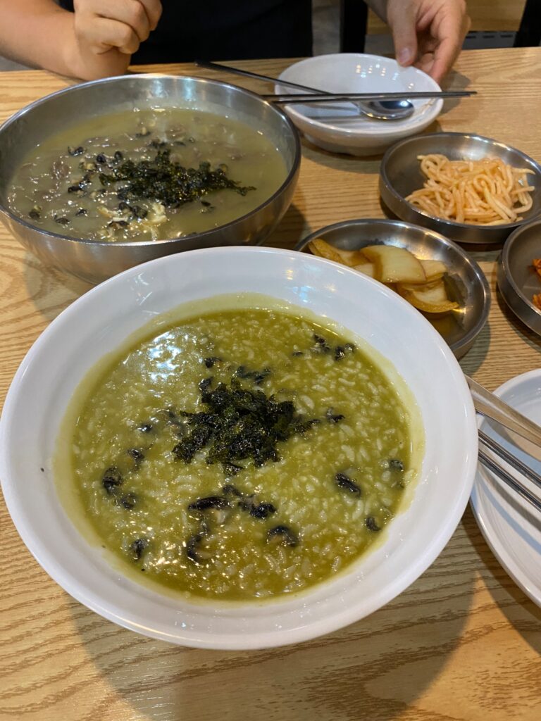 한국면 요리 제주 중문단지 중문수두리 보말칼국수